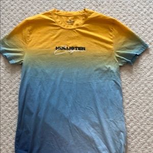 Hollister t-shirt